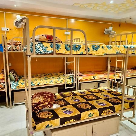 Sri Durga Jatri Nibasa Hostel Brahmapur Bagian luar foto