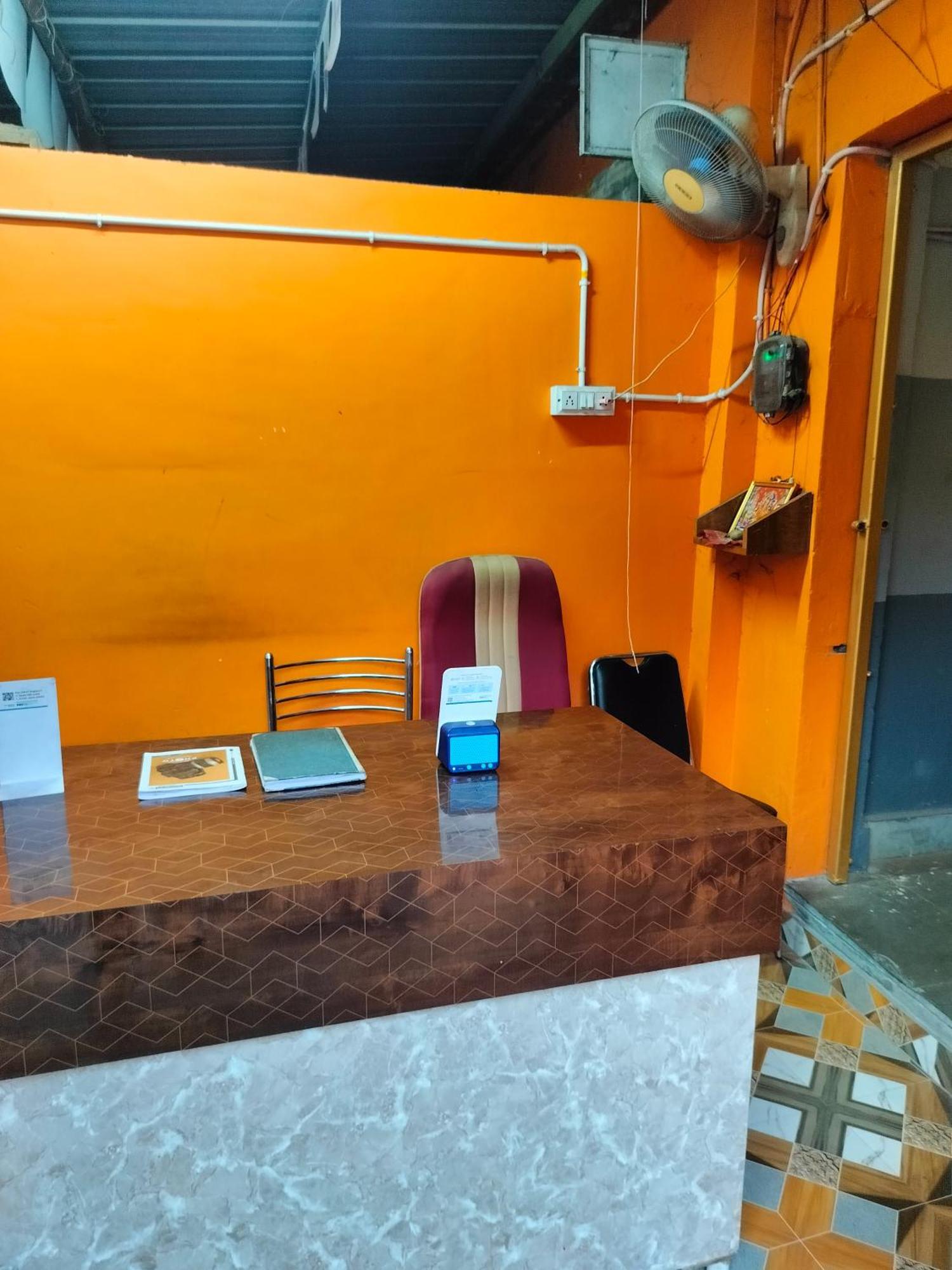 Sri Durga Jatri Nibasa Hostel Brahmapur Bagian luar foto